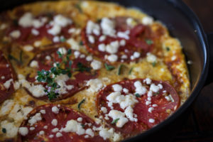 zucchini-frittata-tomatoes close up